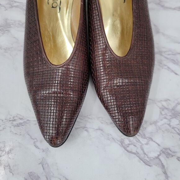 Paloma Vintage Italian Woven Leather Low Kitten Heel Pumps Brown - Picture 3 of 16